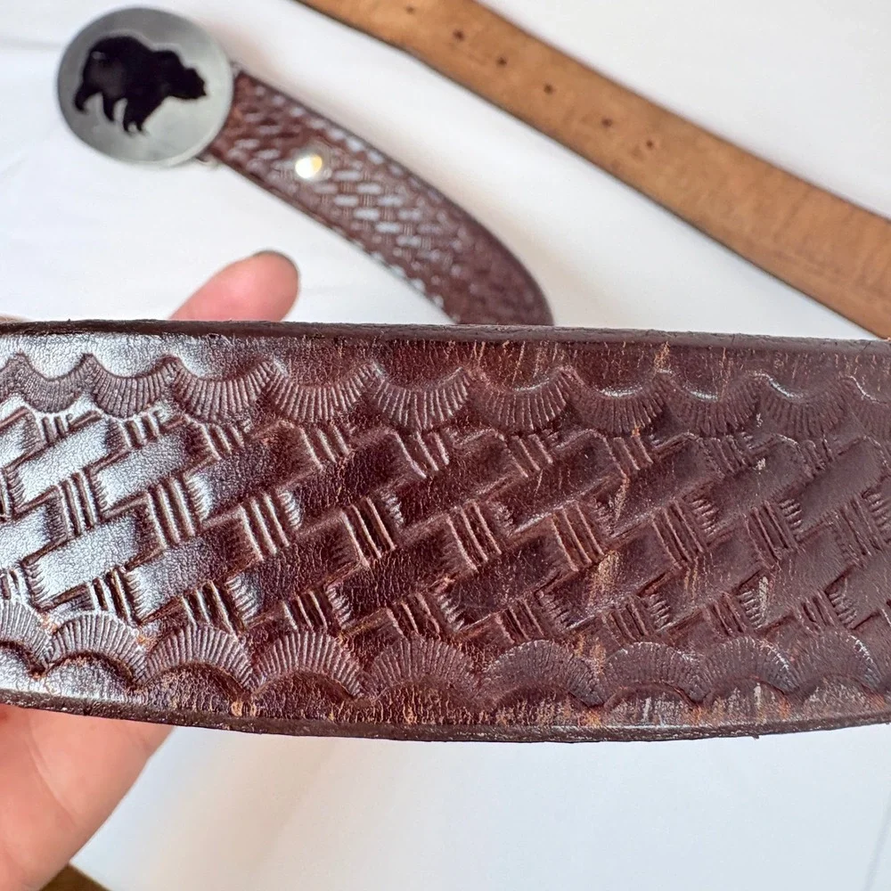 Vtg 1993 Siskiyou Pewter Black Bear Buckle Basketweave Brown Leather Belt 38